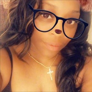 Meet your Posher, Contricia